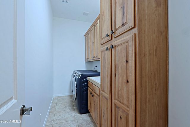 42618 N 3RD Avenue, New River, AZ 85087