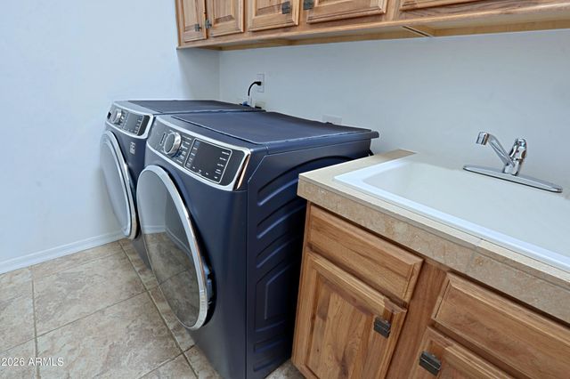 42618 N 3RD Avenue, New River, AZ 85087