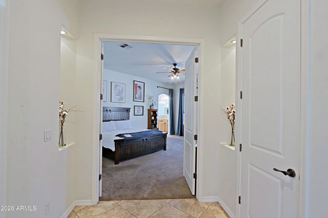 42618 N 3RD Avenue, New River, AZ 85087