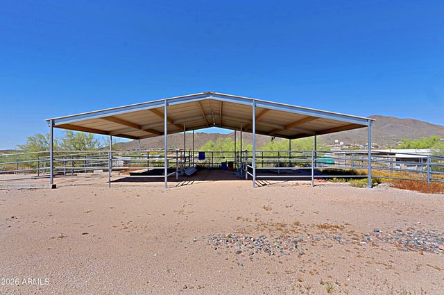 42618 N 3RD Avenue, New River, AZ 85087
