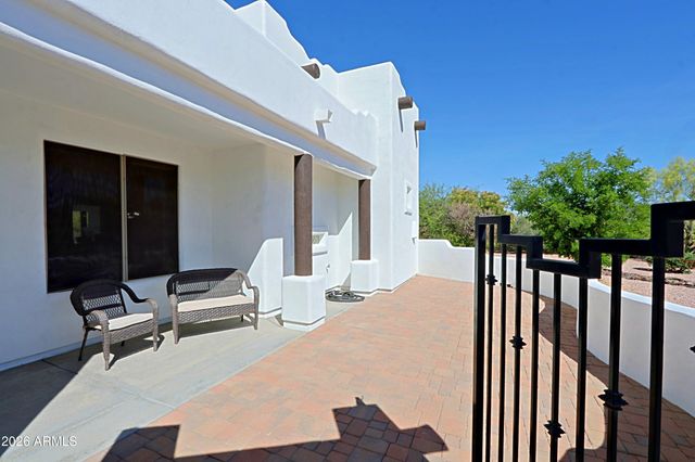 42618 N 3RD Avenue, New River, AZ 85087