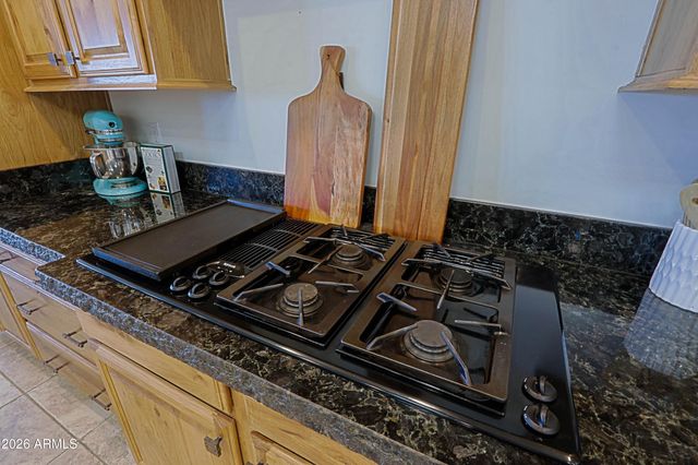 42618 N 3RD Avenue, New River, AZ 85087