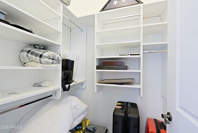 42618 N 3RD Avenue, New River, AZ 85087