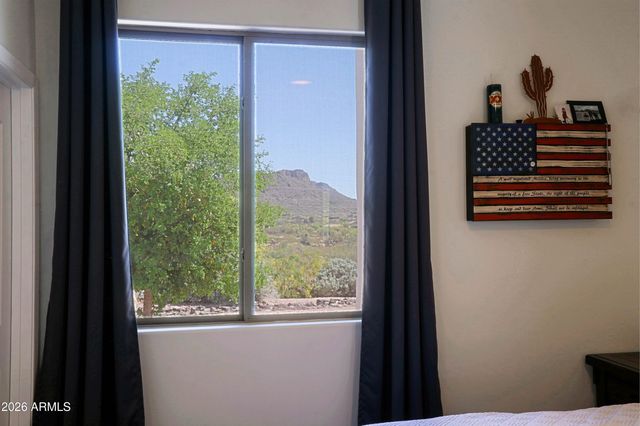 42618 N 3RD Avenue, New River, AZ 85087