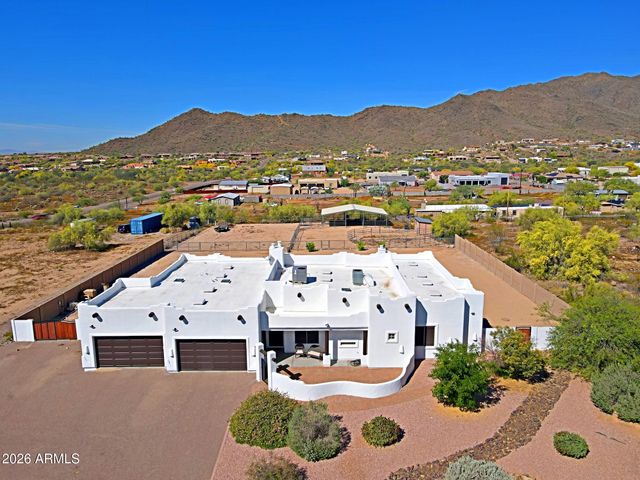 42618 N 3RD Avenue, New River, AZ 85087