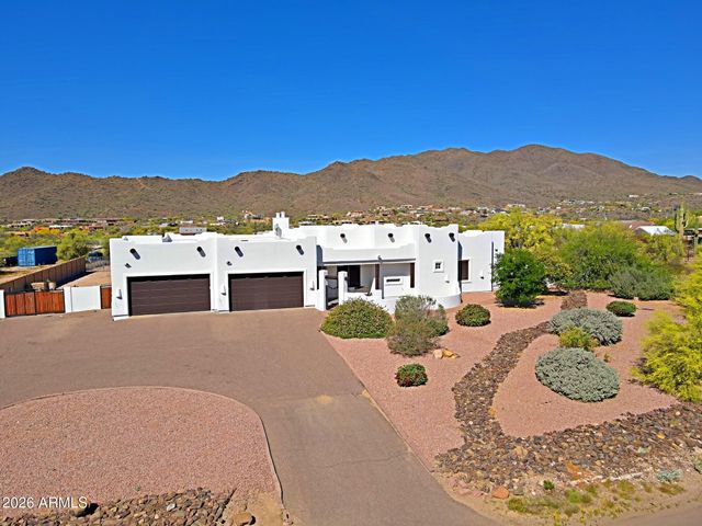 42618 N 3RD Avenue, New River, AZ 85087