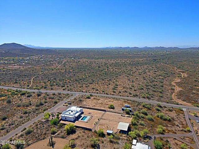42618 N 3RD Avenue, New River, AZ 85087