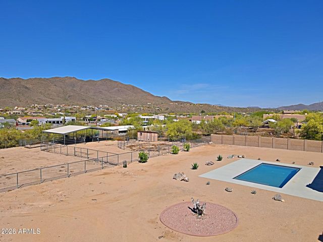 42618 N 3RD Avenue, New River, AZ 85087