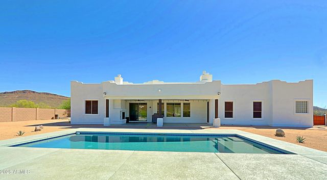 42618 N 3RD Avenue, New River, AZ 85087