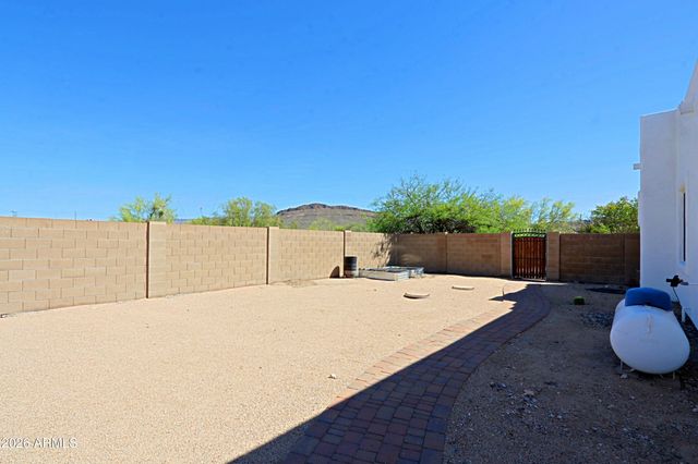 42618 N 3RD Avenue, New River, AZ 85087