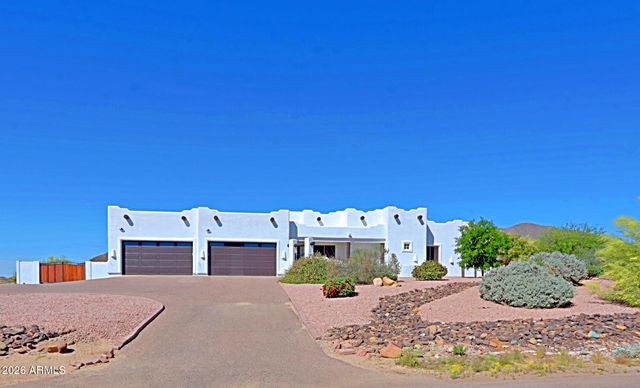 42618 N 3RD Avenue, New River, AZ 85087