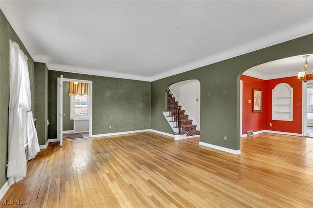 2317 Canterbury Road, University Heights, OH 44118