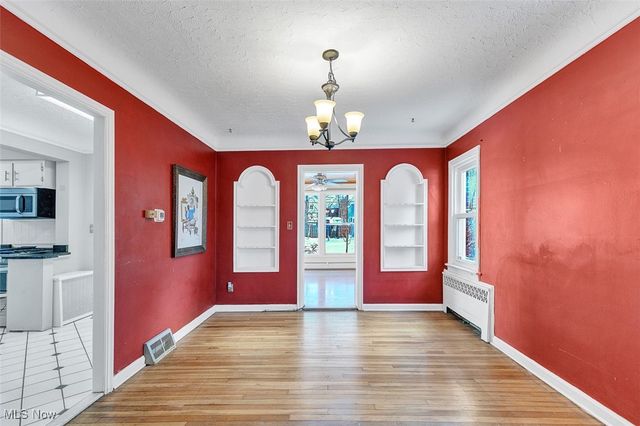 2317 Canterbury Road, University Heights, OH 44118