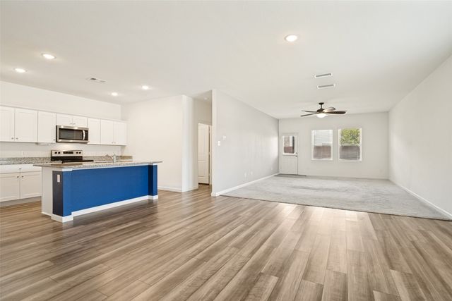 601 Colgate Circle, Princeton, TX 75407