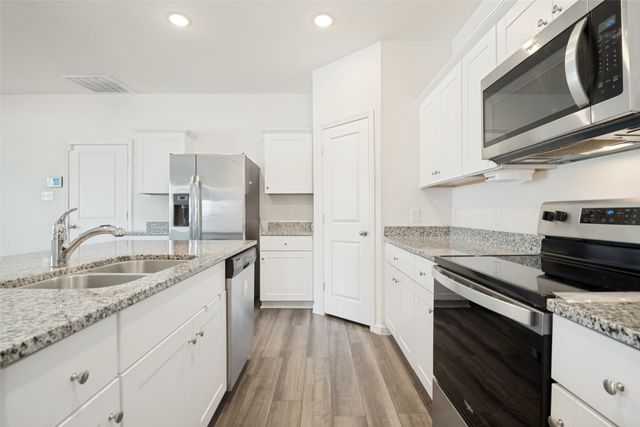 601 Colgate Circle, Princeton, TX 75407