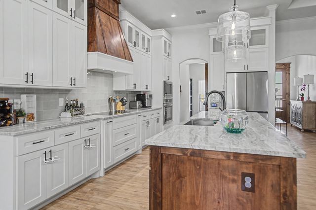 5001 Alder Court, Weatherford, TX 76087