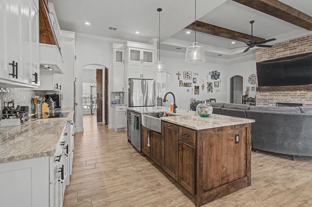 5001 Alder Court, Weatherford, TX 76087