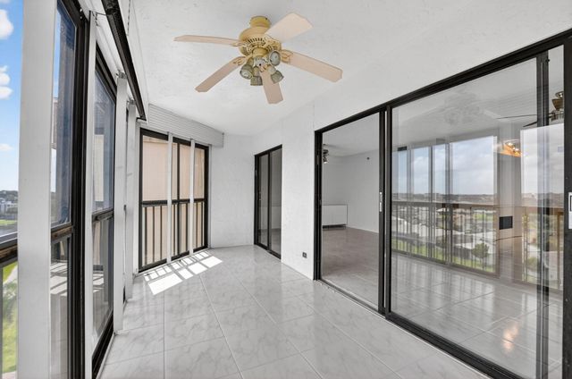 7370 S Oriole Boulevard 802, Delray Beach, FL 33446