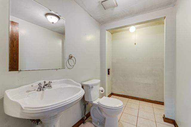 805 S RAVEN Road, Shorewood, IL 60404