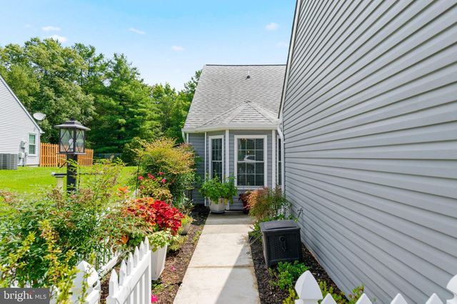 11317 SAVANNAH DR, Fredericksburg, VA 22407