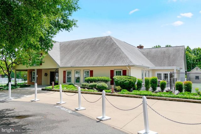11317 SAVANNAH DR, Fredericksburg, VA 22407