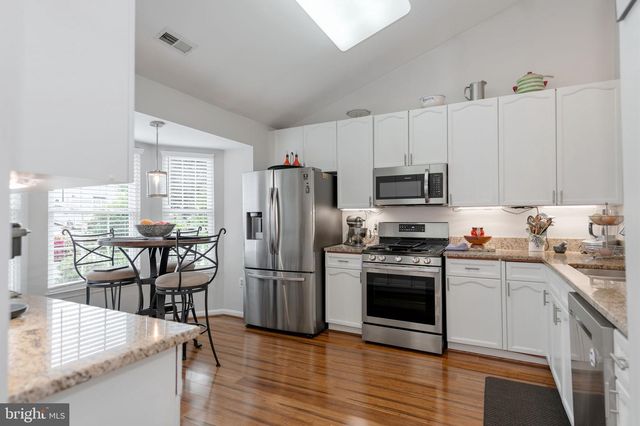 11317 SAVANNAH DR, Fredericksburg, VA 22407