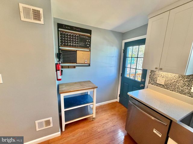 4020 GRANT ST NE, Washington, DC 20019