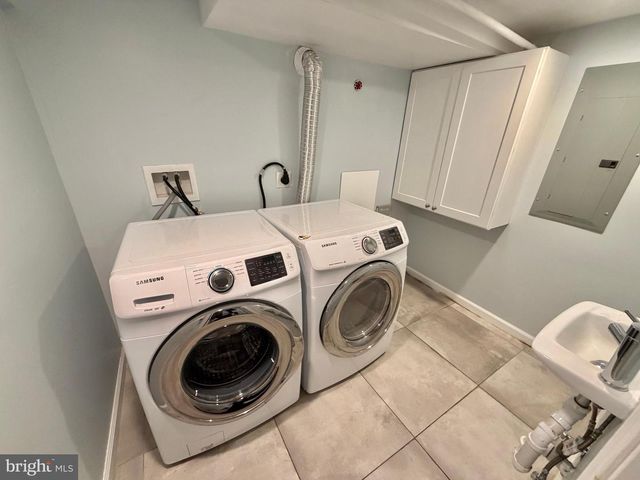 4020 GRANT ST NE, Washington, DC 20019