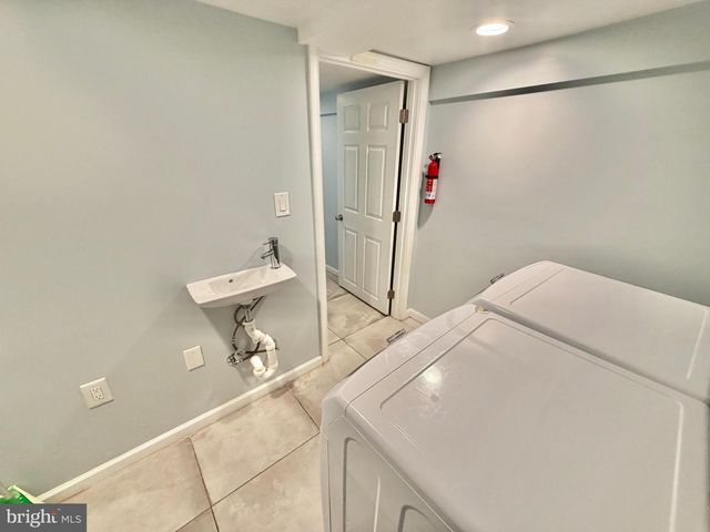 4020 GRANT ST NE, Washington, DC 20019