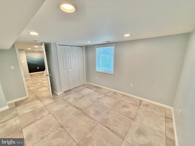 4020 GRANT ST NE, Washington, DC 20019