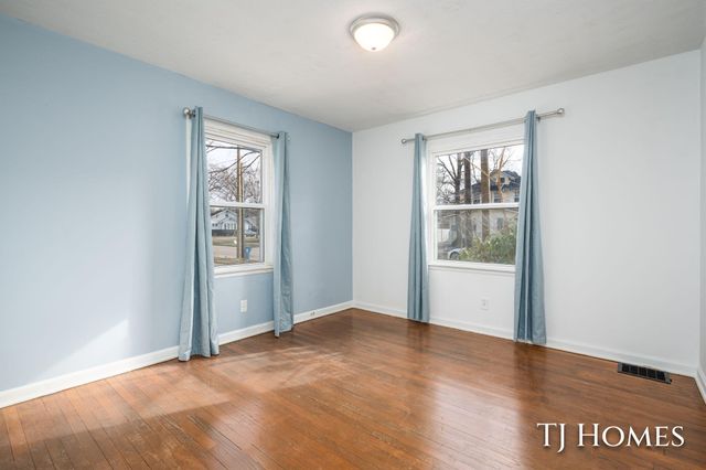 3233 Peck Street, Muskegon, MI 49444