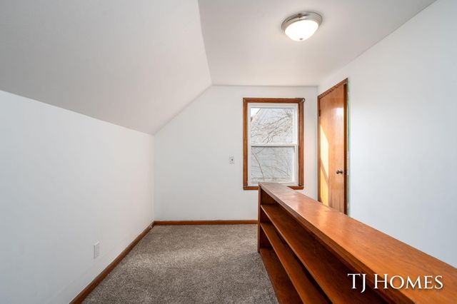 3233 Peck Street, Muskegon, MI 49444