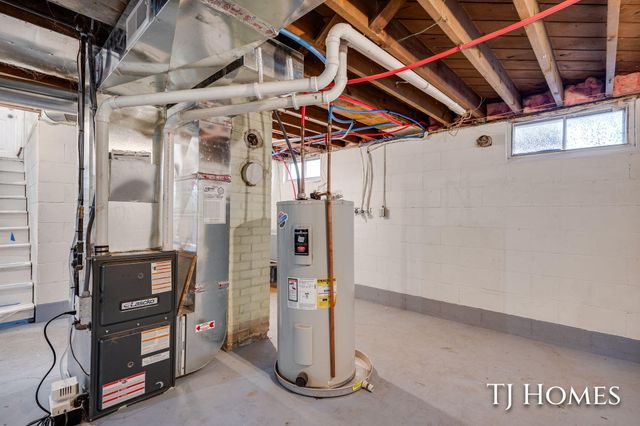 3233 Peck Street, Muskegon, MI 49444