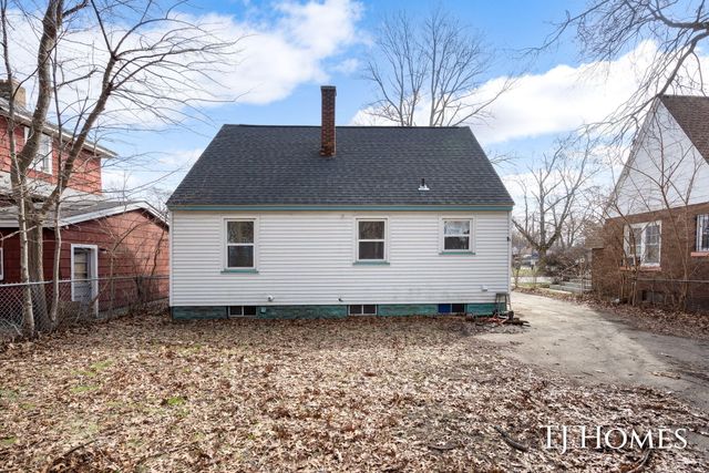 3233 Peck Street, Muskegon, MI 49444