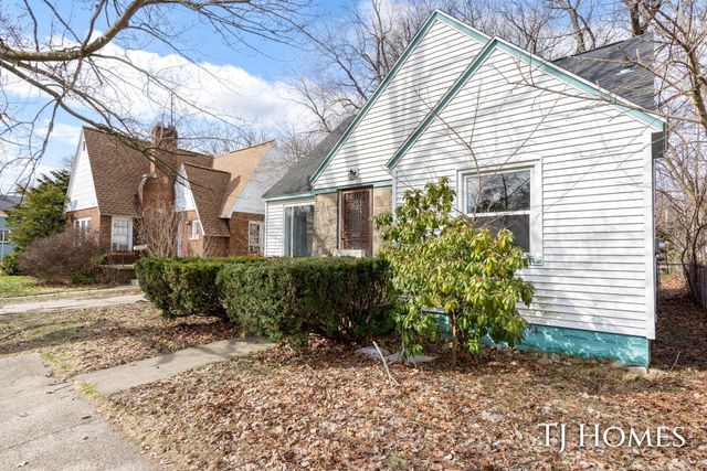 3233 Peck Street, Muskegon, MI 49444