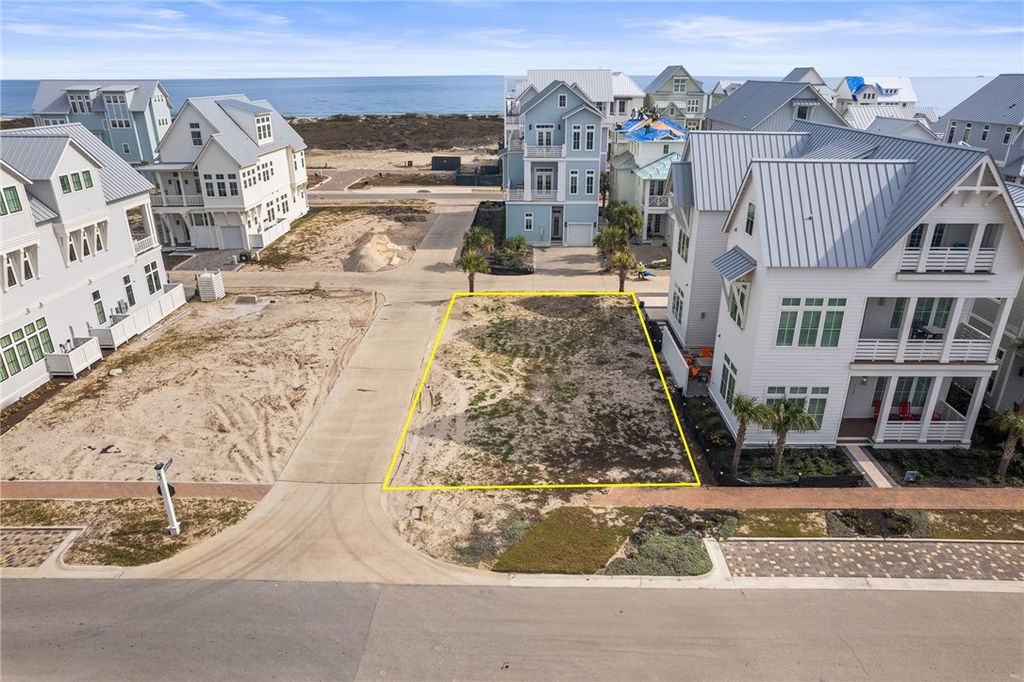116 Retreat St, Port Aransas, TX 78373 — exterior