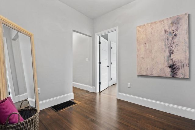 101 Draper St 1, Boston, MA 02122