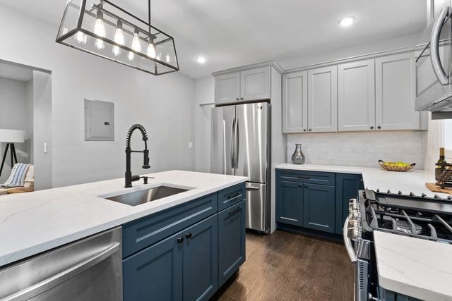 101 Draper St 1, Boston, MA 02122
