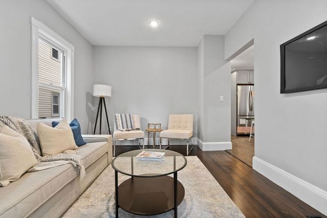 101 Draper St 1, Boston, MA 02122