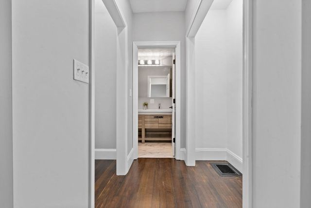 101 Draper St 1, Boston, MA 02122