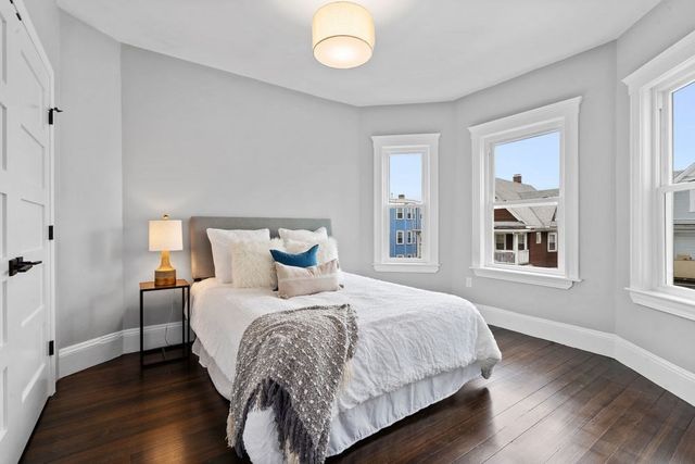101 Draper St 1, Boston, MA 02122