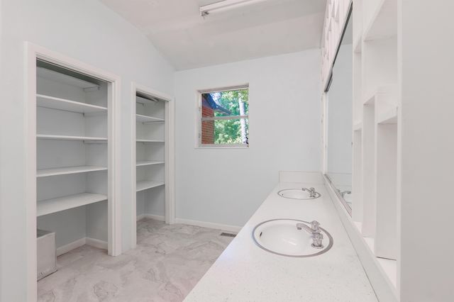 1024 Cherokee Drive, Tallahassee, FL 32301