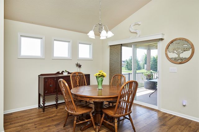 13000 Iltis Drive, Urbandale, IA 50323