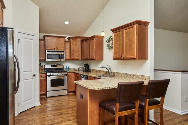 13000 Iltis Drive, Urbandale, IA 50323