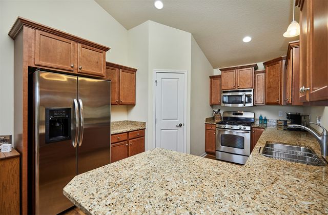 13000 Iltis Drive, Urbandale, IA 50323