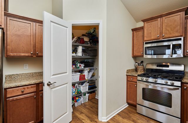 13000 Iltis Drive, Urbandale, IA 50323
