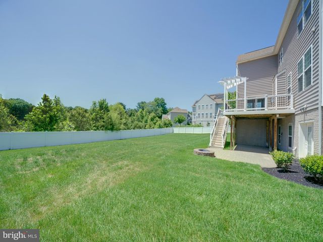2112 GABLE DR, Jessup, MD 20794