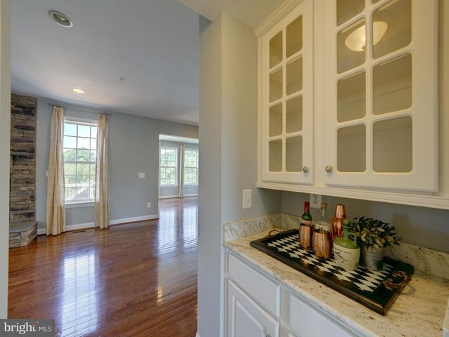 2112 GABLE DR, Jessup, MD 20794