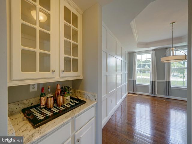 2112 GABLE DR, Jessup, MD 20794