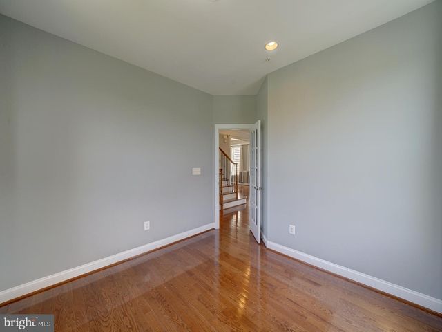 2112 GABLE DR, Jessup, MD 20794